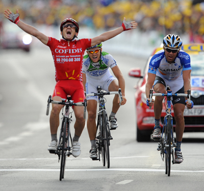 Samuel Dumoulin winning stage 3 in Nantes Samuel Dumoulin winning stage 3 in Nantes
