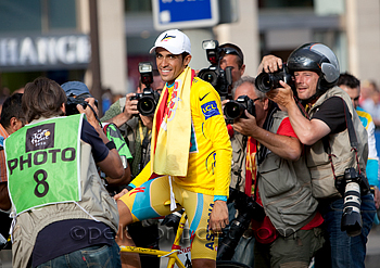 Contador smiling
